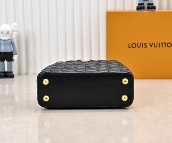 Luxury LV Handbag M23998-M23999
