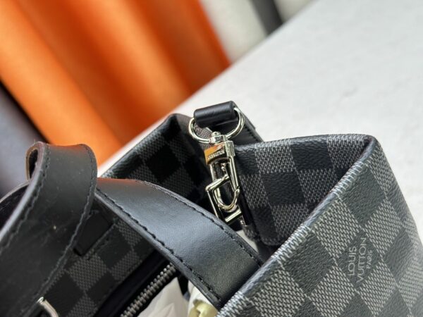Luxury LV Handbag M24457-M13940.1