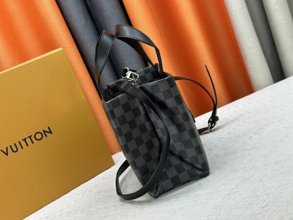 Luxury LV Handbag M24457-M13940.1