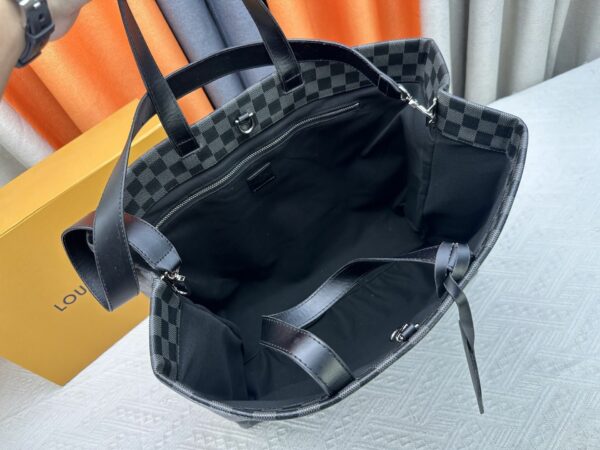 Luxury LV Handbag M24457-M13940.1