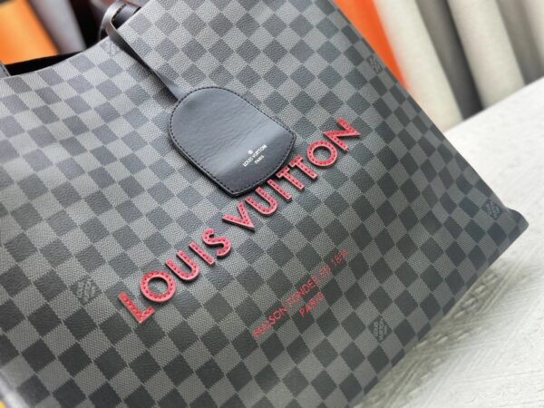 Luxury LV Handbag M24457-M13940.1
