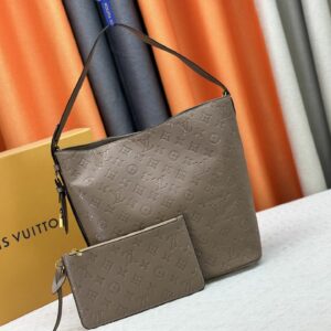 Luxury LV Handbag M25823