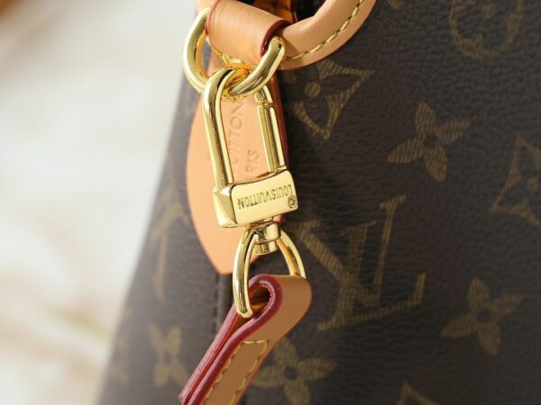 Luxury LV Handbag M15208-M25774
