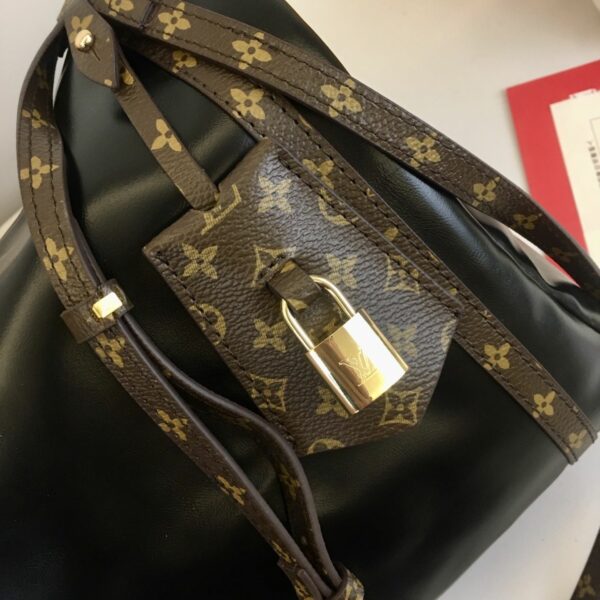 Luxury LV Handbag M26359-M26397