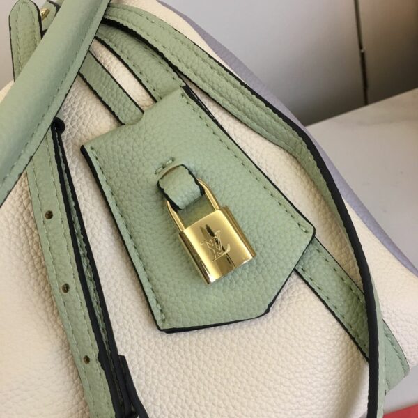 Luxury LV Handbag M26359-M26397