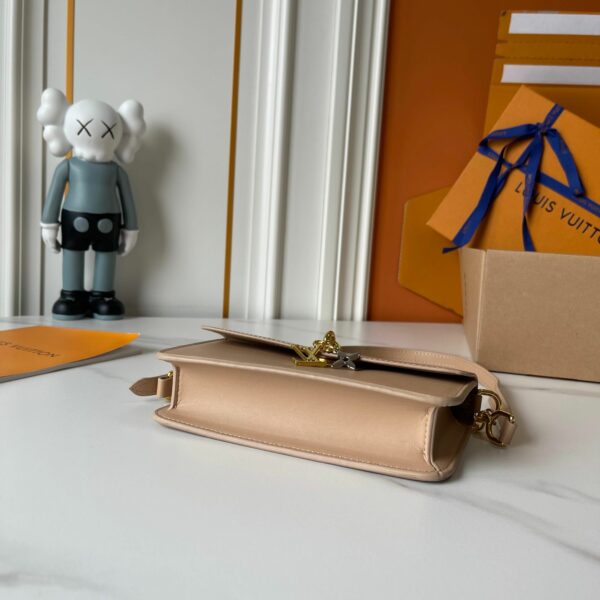 Luxury LV Handbag M14564