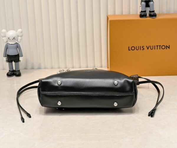 Luxury LV Handbag M25522