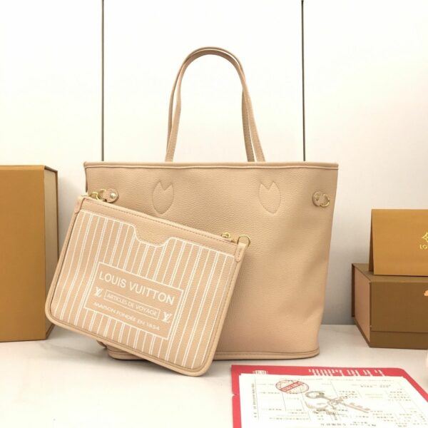 Chic Charm LV Handbag M25665-M12061 Chic Charm LV Handbag M25665-M12061