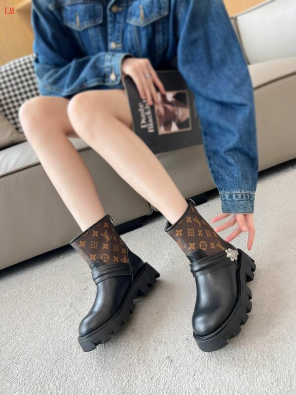 New Collection Fashion Women LV Shoes 1000