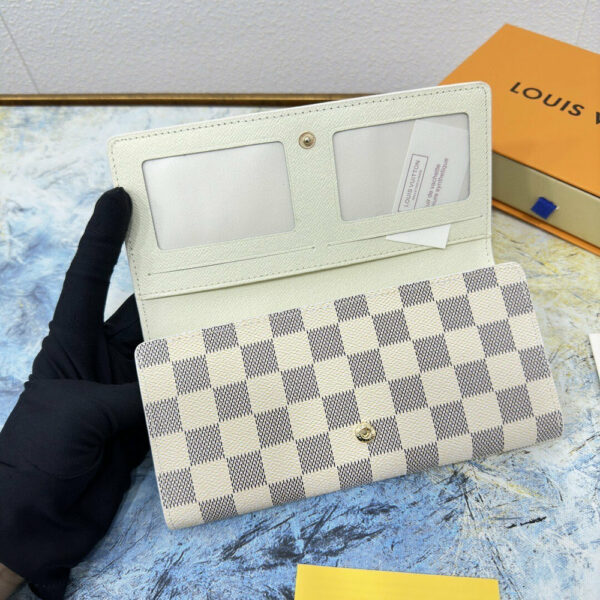Luxury LV Wallet M58101