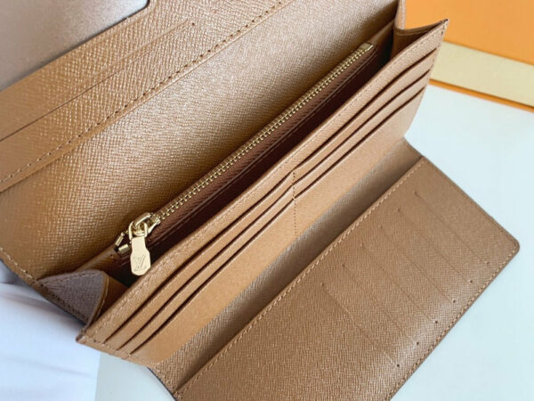 Luxury LV Wallet M58101