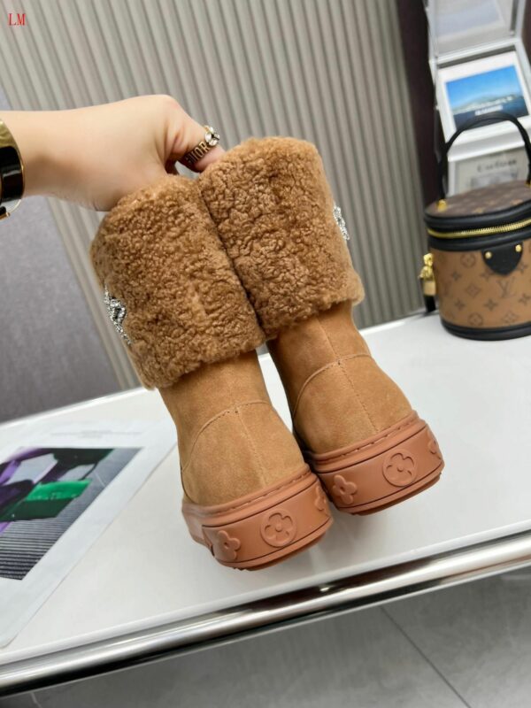 New Collection Fashion Women LV Shoes 1009