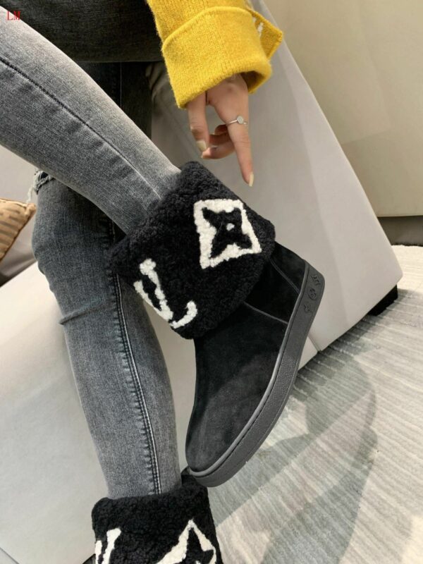New Collection Fashion Women LV Shoes 1011