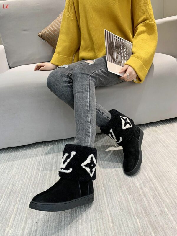 New Collection Fashion Women LV Shoes 1011