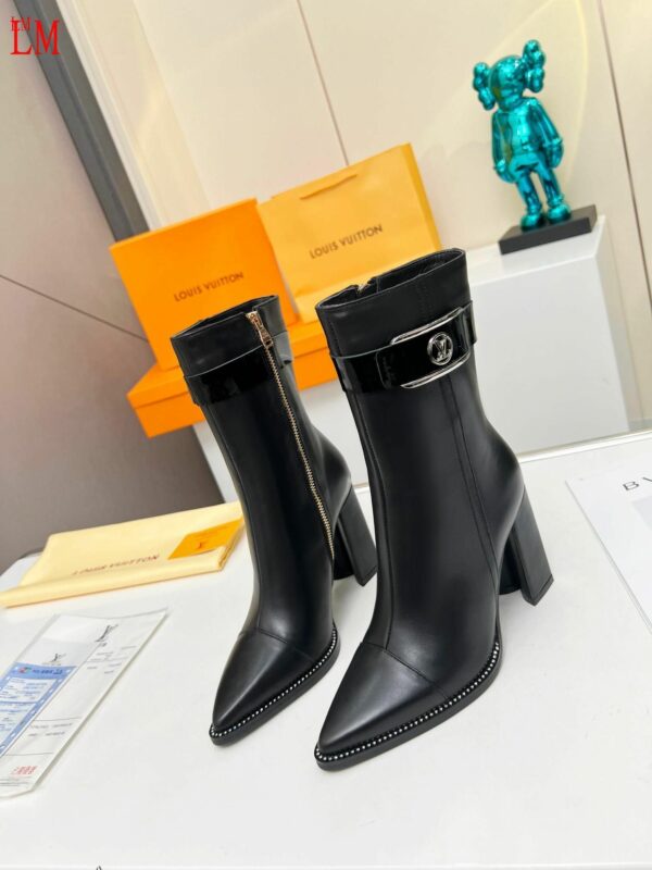 New Collection Fashion Women LV Shoes 1021