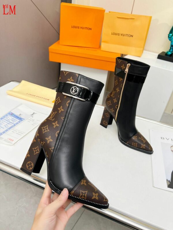 New Collection Fashion Women LV Shoes 1022