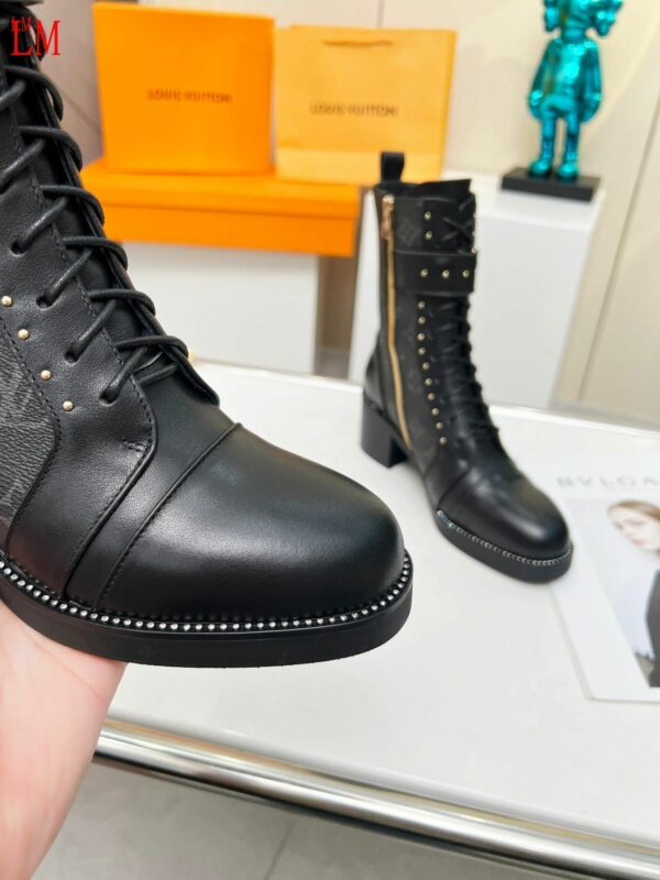 New Collection Fashion Women LV Shoes 1025