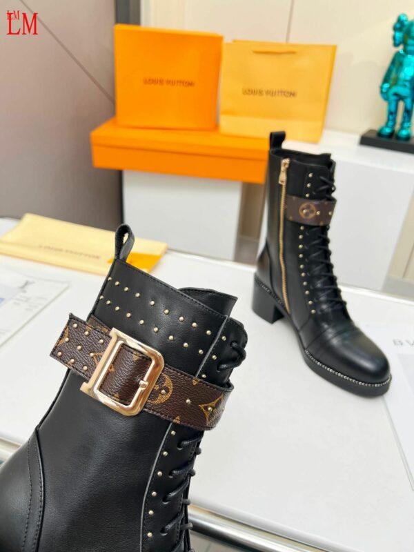 New Collection Fashion Women LV Shoes 1025