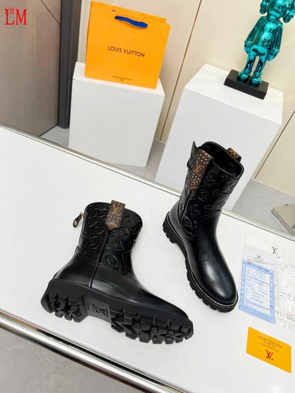 New Collection Fashion Women LV Shoes 1026