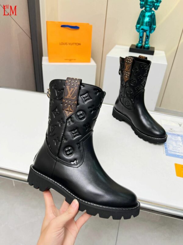 New Collection Fashion Women LV Shoes 1026