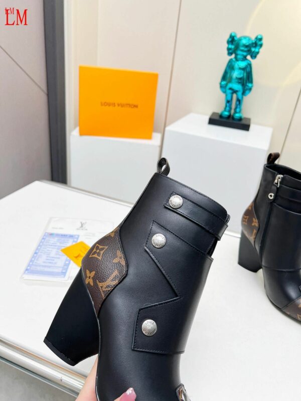 New Collection Fashion Women LV Shoes 1028
