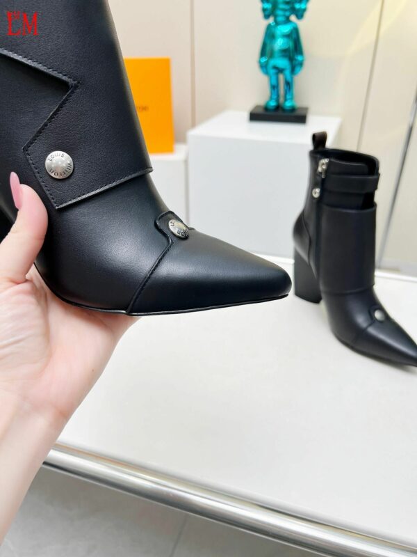 New Collection Fashion Women LV Shoes 1029