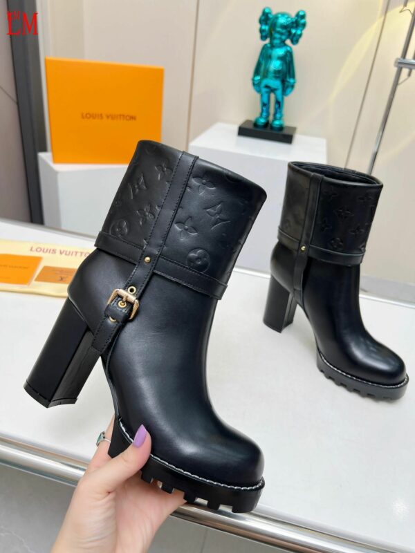 New Collection Fashion Women LV Shoes 1035