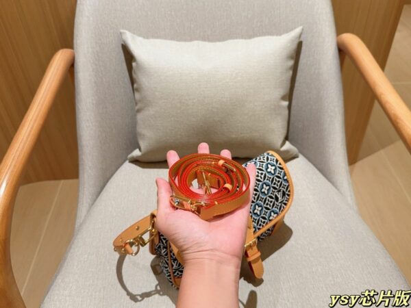 New Collection Fashion LV Handbag L2156