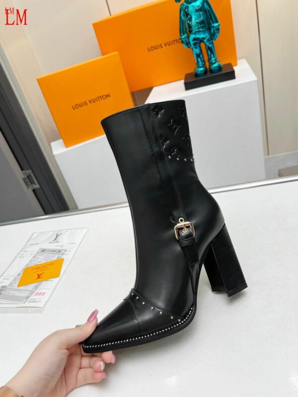 New Collection Fashion Women LV Shoes 1040