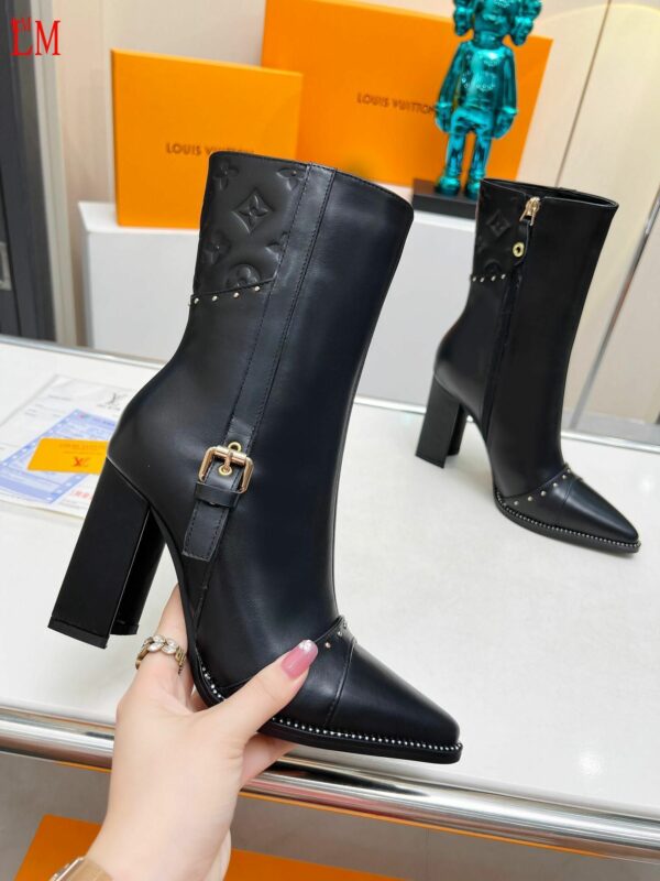New Collection Fashion Women LV Shoes 1040