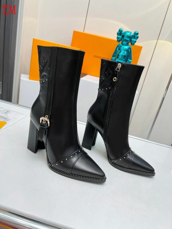 New Collection Fashion Women LV Shoes 1040