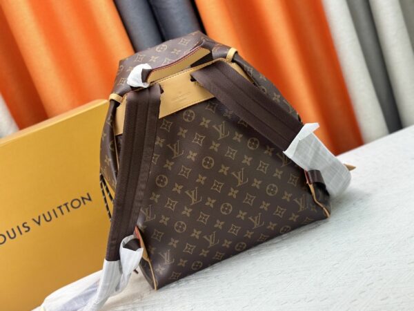 Luxury LV Handbag M14015