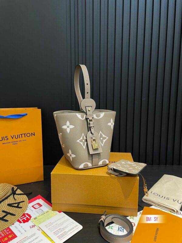 New Collection Fashion LV Handbag L2158