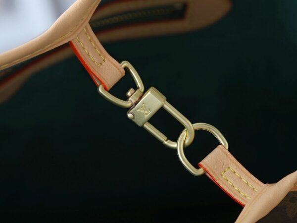Luxury LV Handbag M40995.5