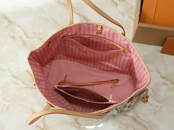 Luxury LV Handbag M40995.5