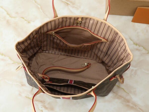 Luxury LV Handbag M40995.5