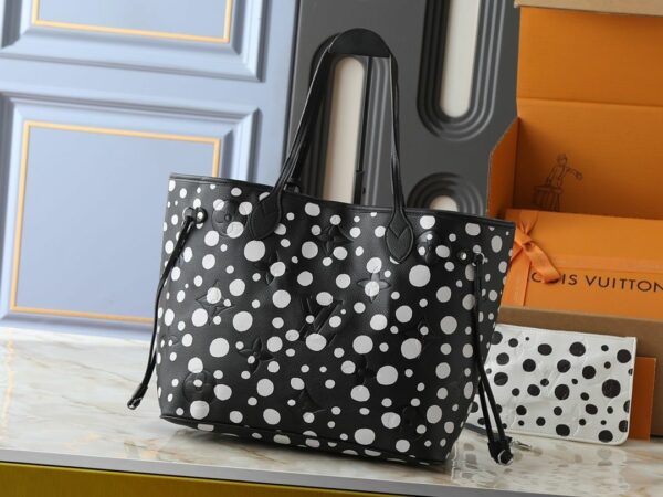 Luxury LV Handbag M40995-M46390