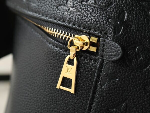 Luxury LV Handbag M41544