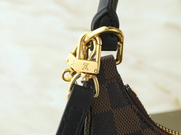 Luxury LV Handbag M25223