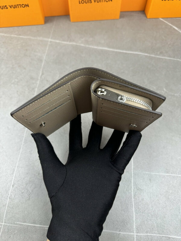 Luxury LV Wallet M80269