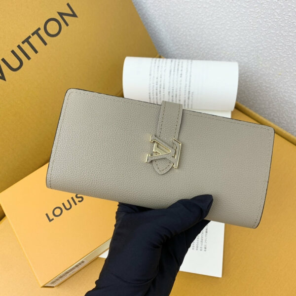 Luxury LV Wallet M81499