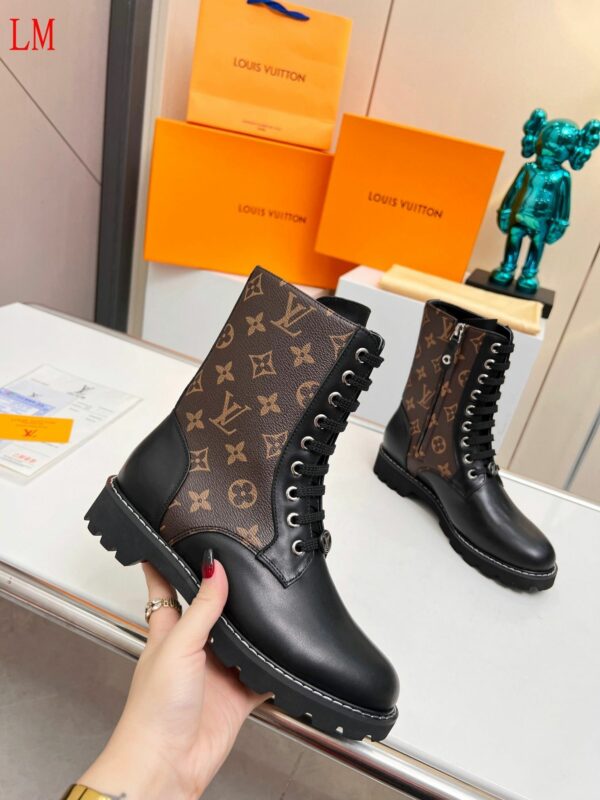 New Collection Fashion Women LV Shoes 1044