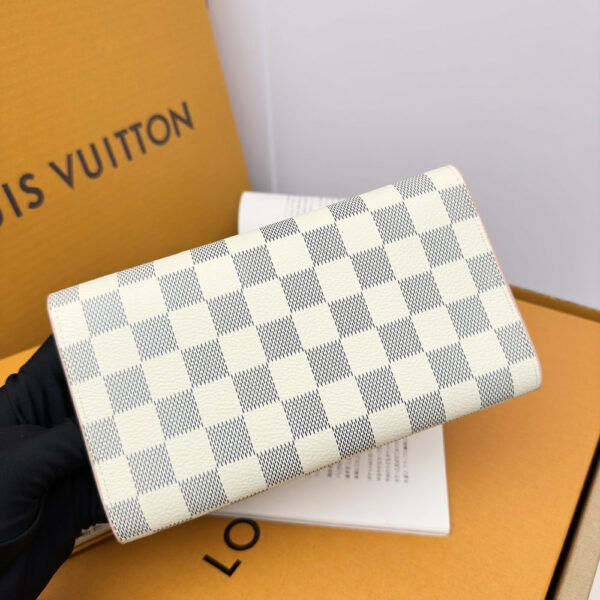 Luxury LV Wallet M58108
