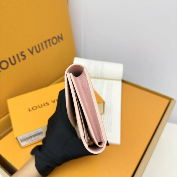 Luxury LV Wallet M58108