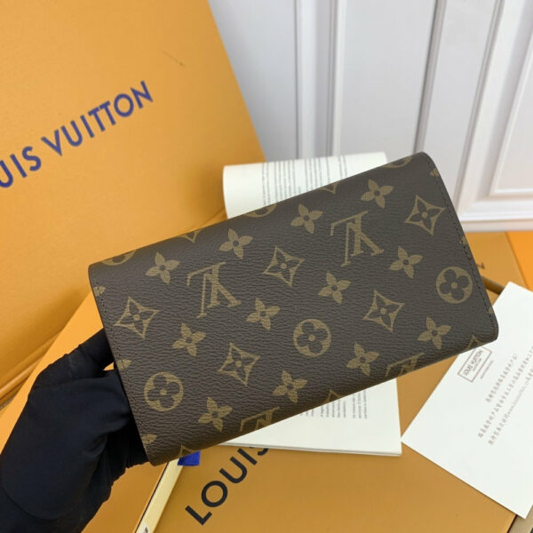Luxury LV Wallet M58108