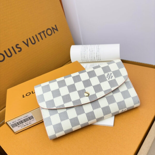 Luxury LV Wallet M58108