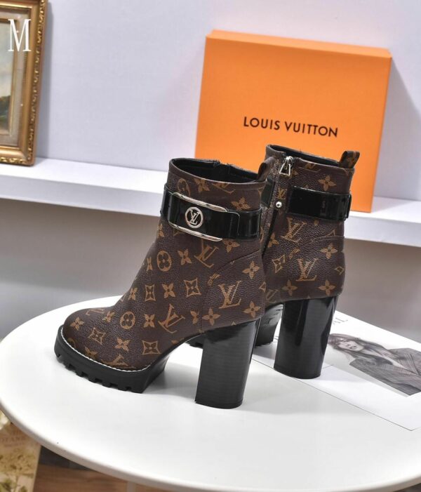 New Collection Fashion Women LV Shoes 1062