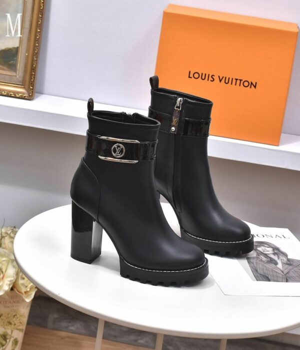 New Collection Fashion Women LV Shoes 1063
