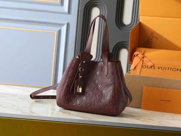 Luxury LV Handbag M25860