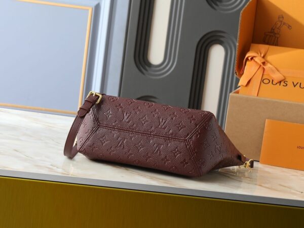 Luxury LV Handbag M25860